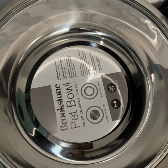 BROOKSTONE DOG BOWL SET - Picture 3 of 5